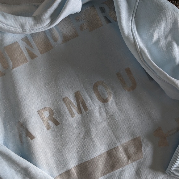 🔥 Under Armour Hoodie - Picture 4 of 6